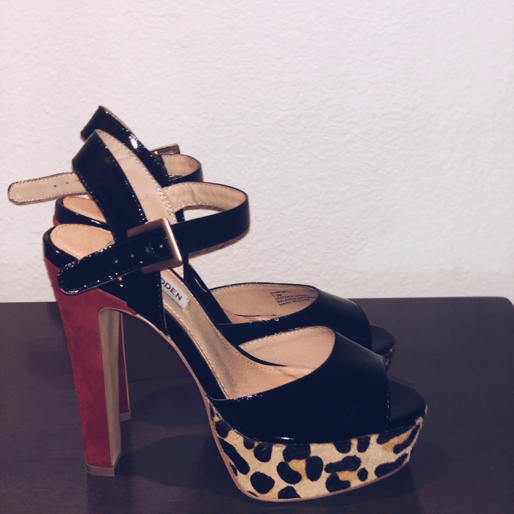 Steve Madden Leopard Print Platform Sandal